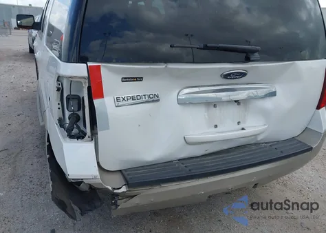 2010 Ford Expedition Eddie Bauer z USA, uszkodzony, nr VIN 1FMJU1H52AEA29918